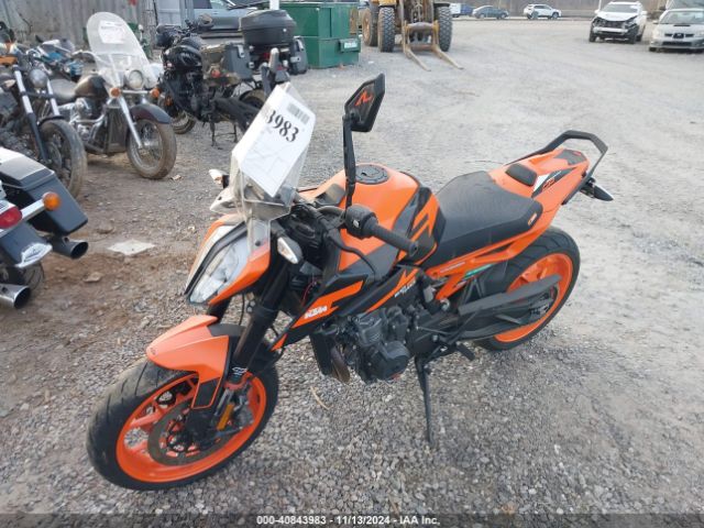 2022 KTM 890 VBKTU9404NM843858 Photo 1