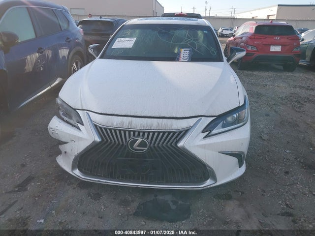 58ABZ1B11KU047841 Lexus ES 350