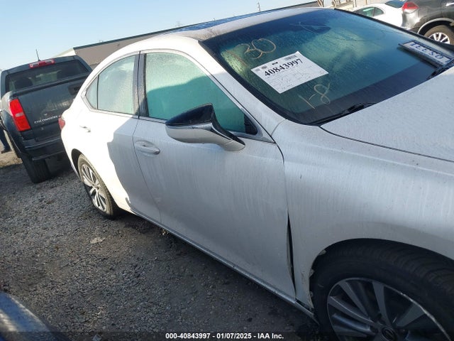 58ABZ1B11KU047841 Lexus ES 350