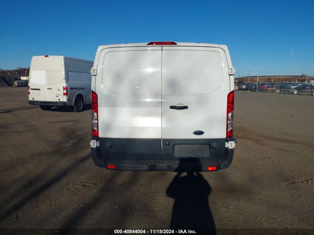 1FTNE2YM4FKB32296 Ford Transit-150