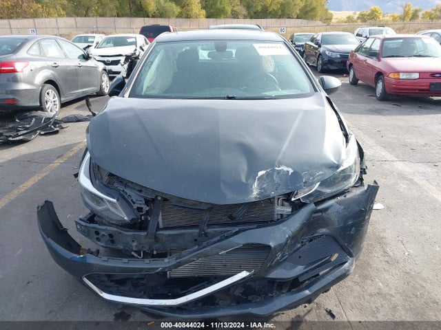 Chevrolet Cruze Lt Auto 2018 3G1BE6SM7JS596322 Image 12