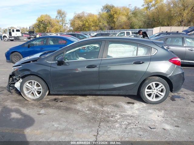 Chevrolet Cruze Lt Auto 2018 3G1BE6SM7JS596322 Image 14