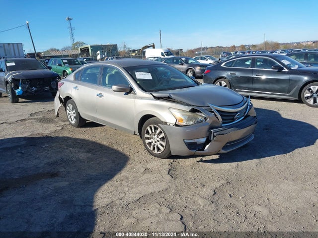 Nissan Altima 2.5 S 2014 1N4AL3AP8EC140446 Image 1