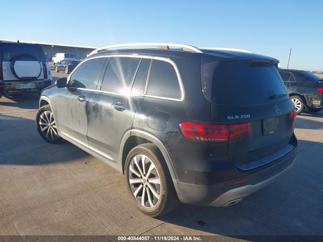 W1N4M4GB0LW047155 Mercedes-Benz GLB 250
