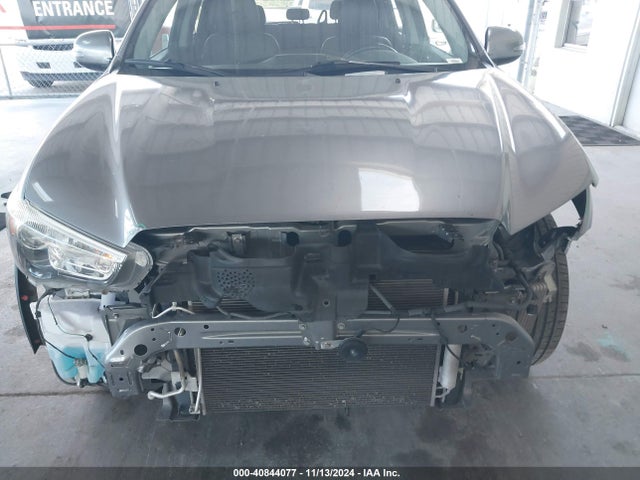 JA4AR3AW0JU001474 Mitsubishi Outlander Sport 2.4 Se