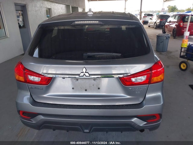 JA4AR3AW0JU001474 Mitsubishi Outlander Sport 2.4 Se