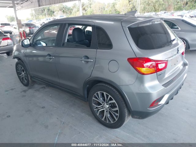 2018 MITSUBISHI OUTLANDER SPORT JA4AR3AW0JU001474 Photo 2