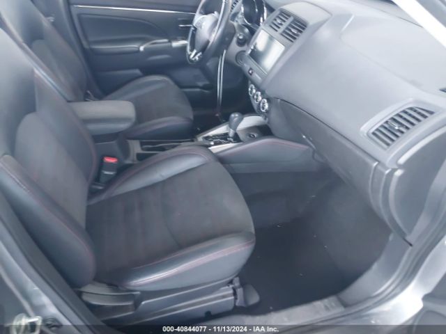 2018 MITSUBISHI OUTLANDER SPORT JA4AR3AW0JU001474 Photo 4