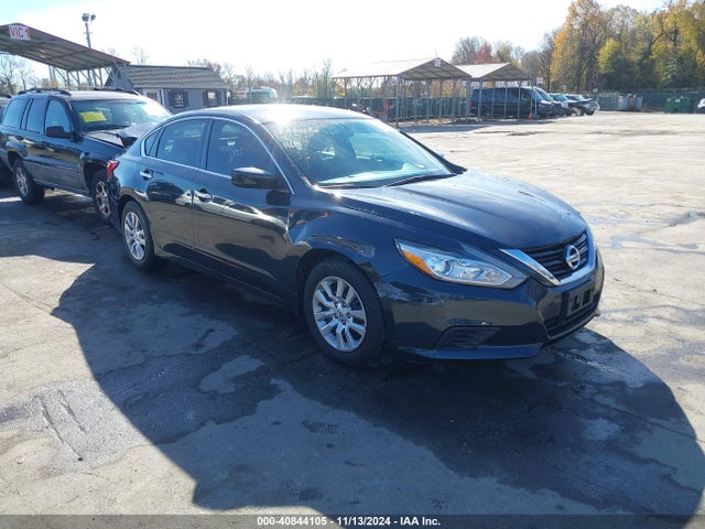 2017 1N4AL3AP4HC237437 main image