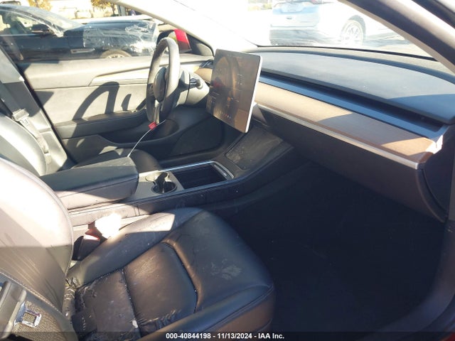 2022 TESLA MODEL 3 5YJ3E1EB1NF249561 Photo 4