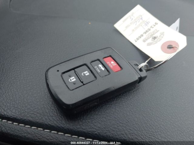 4T1BD1FK6GU182717 Toyota Camry Hybrid Le