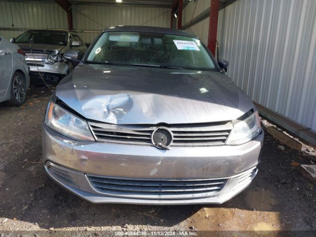 3VWD17AJ1EM417966 Volkswagen Jetta 1.8t Se