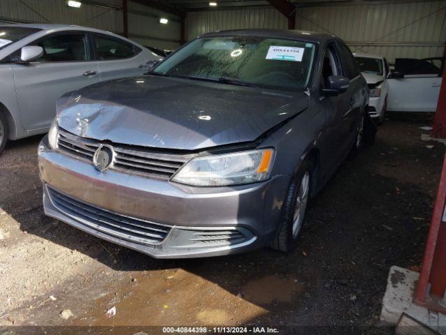 3VWD17AJ1EM417966 Volkswagen Jetta 1.8t Se