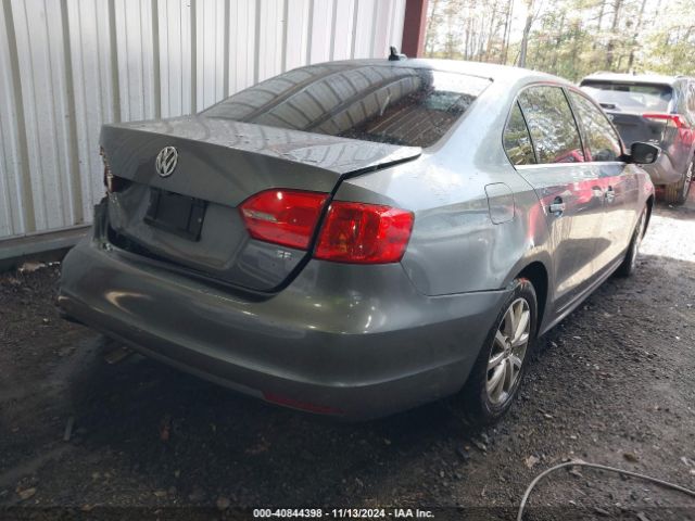 3VWD17AJ1EM417966 Volkswagen Jetta 1.8t Se