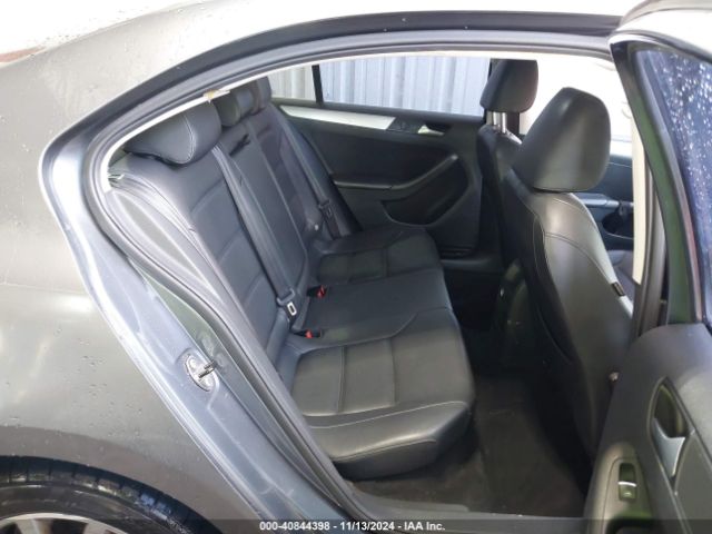 3VWD17AJ1EM417966 Volkswagen Jetta 1.8t Se