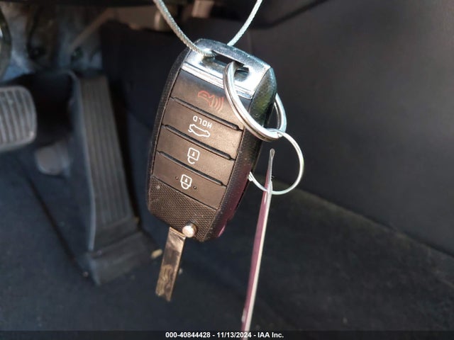 KIA Optima Lx 2016 5XXGT4L3XGG082041 Image 11
