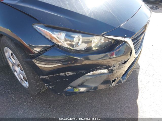 JM1BM1T73G1355552 Mazda Mazda3 I Sport