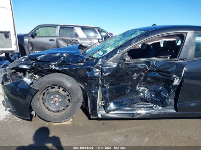 JM1BM1T73G1355552 Mazda Mazda3 I Sport
