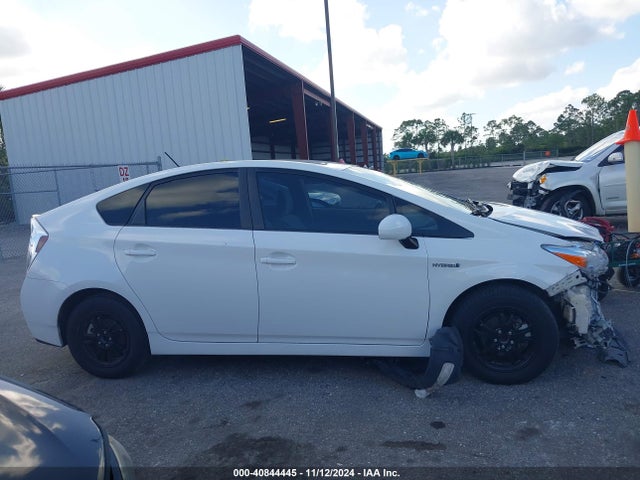 Toyota Prius 2014 JTDKN3DU3E0377597 Image 14