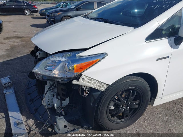 JTDKN3DU3E0377597 Toyota Prius