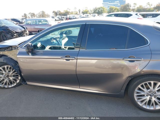 4T1B11HK7JU047050 Toyota CAMRY XLE