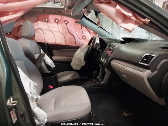 Subaru Forester 2.5i Premium 2018 JF2SJAEC2JH579057 Image 5
