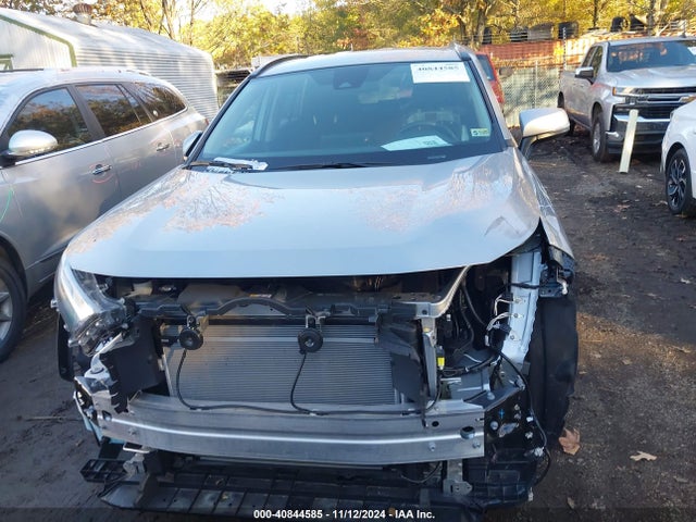 Toyota Rav4 Xle 2024 2T3W1RFV2RW334652 Image 13