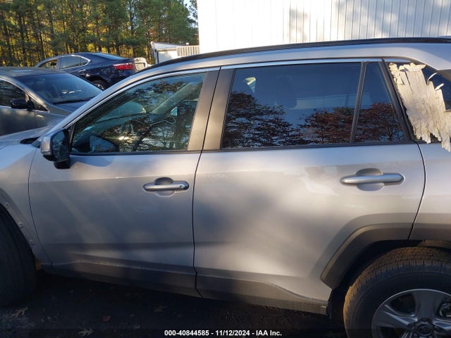 Toyota Rav4 Xle 2024 2T3W1RFV2RW334652 Image 15