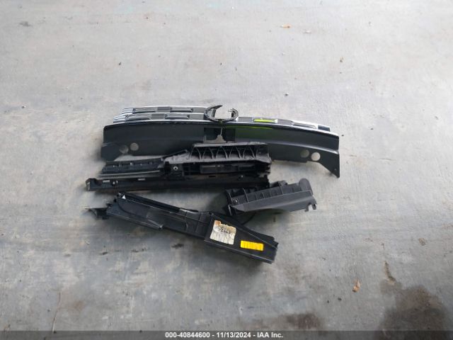 3VV1B7AX4JM059717 Volkswagen Tiguan 2.0t S