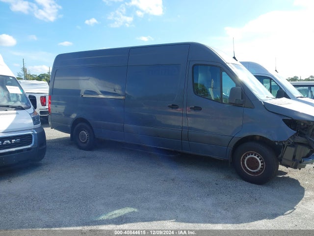WD4PF1CD9KP149363 Mercedes-Benz Sprinter 2500 High Roof V6