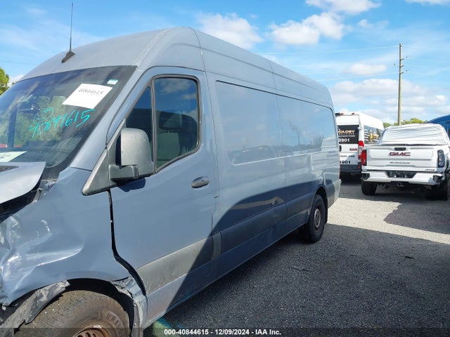 WD4PF1CD9KP149363 Mercedes-Benz Sprinter 2500 High Roof V6
