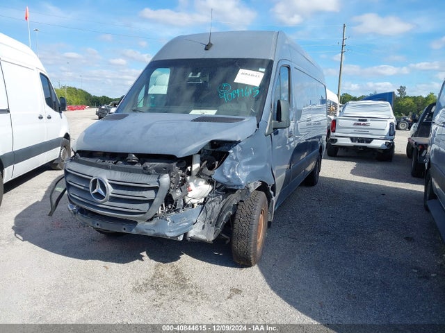 WD4PF1CD9KP149363 Mercedes-Benz Sprinter 2500 High Roof V6
