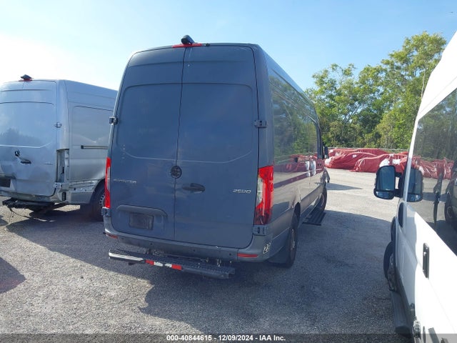 WD4PF1CD9KP149363 Mercedes-Benz Sprinter 2500 High Roof V6