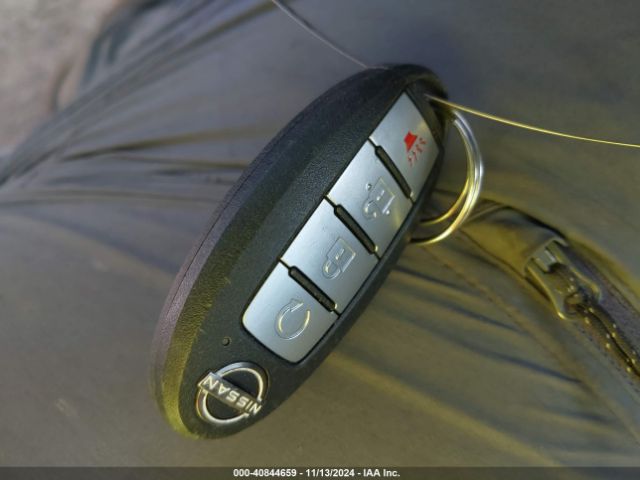 5N1DR3BA9NC262390 Nissan Pathfinder Sv 2wd