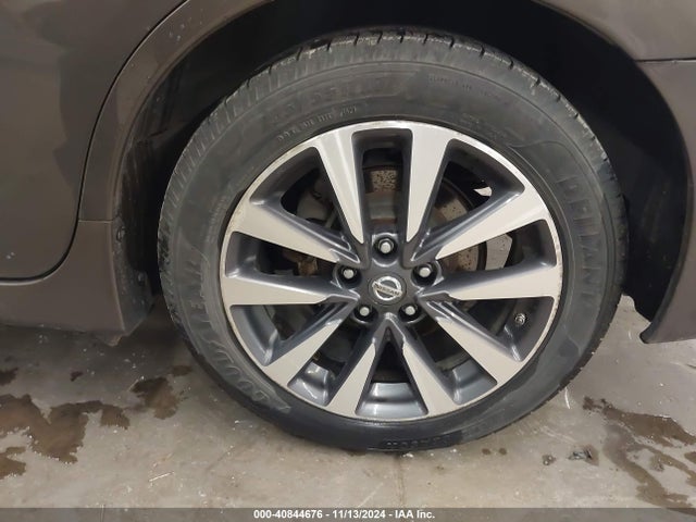 Nissan Altima 2.5 Sv 2017 1N4AL3AP4HC200162 Image 12