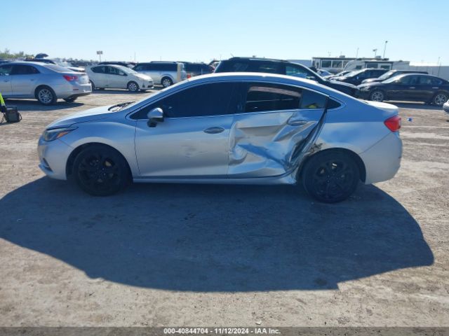 1G1BF5SM5H7250561 Chevrolet Cruze Premier Auto