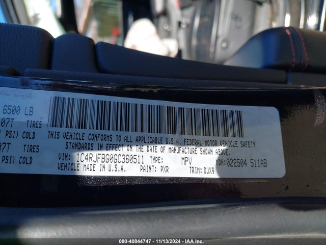 1C4RJFBG0GC360511 Jeep Grand Cherokee Limited 75th Anniversary