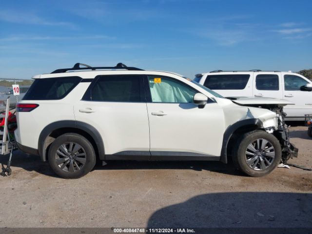 5N1DR3BAXNC238308 Nissan Pathfinder Sv 2wd