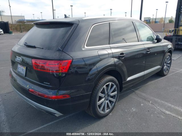 WA1LHAF75JD041664 Audi Q7 2.0t Premium