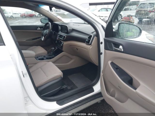KM8J33AL0LU156490 Hyundai Tucson Sport