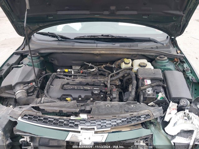1G1PC5SB8E7480278 Chevrolet Cruze 1lt Auto
