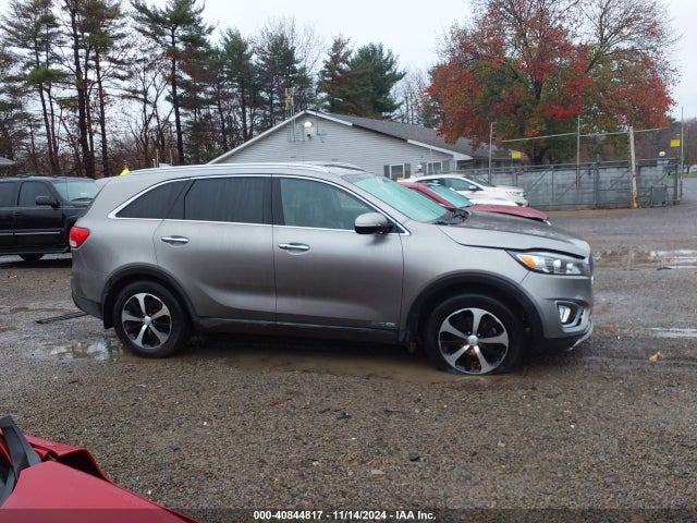 KIA Sorento 3.3l Ex 2017 5XYPHDA55HG323233 Image 14