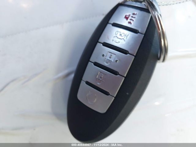 1N4AA6AP0HC420048 Nissan Maxima 3.5 Platinum
