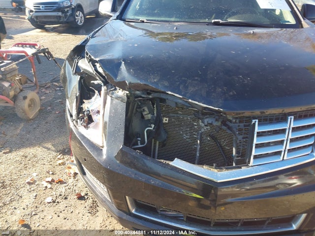 3GYFNEE34FS579565 Cadillac Srx Luxury Collection