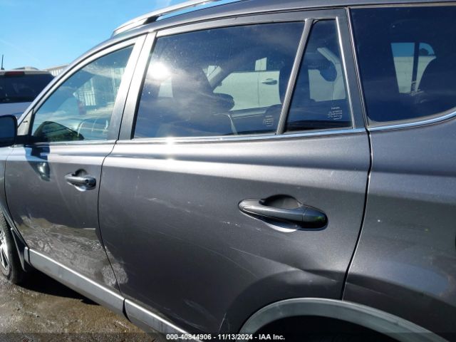 JTMRFREV9JJ724764 Toyota Rav4 Adventure/xle