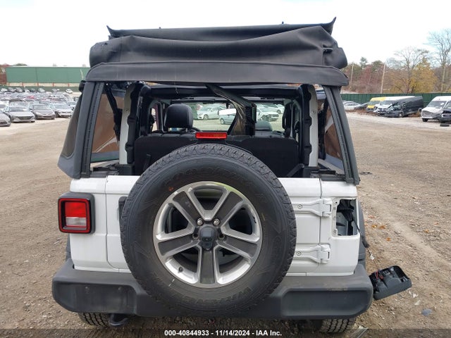 1C4GJXAN6LW262413 Jeep Wrangler Sport S 4x4