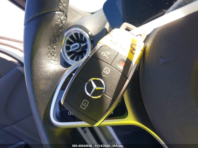 W1N4M4HB1NW241310 Mercedes-Benz Glb 250 4matic