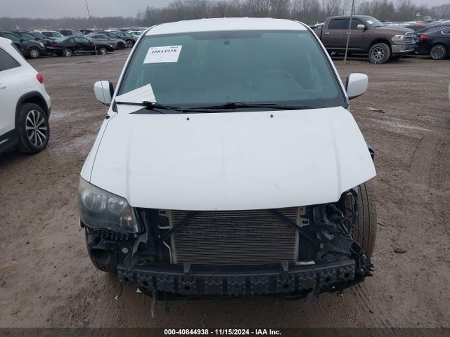 2C4RC1HG6ER177817 Chrysler Town & Country S