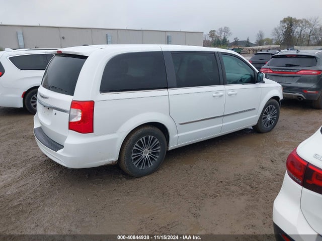 2C4RC1HG6ER177817 Chrysler Town & Country S