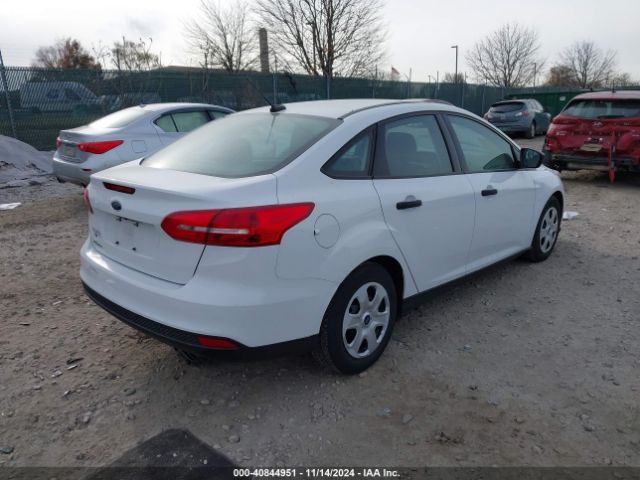 1FADP3E27JL298657 Ford FOCUS S